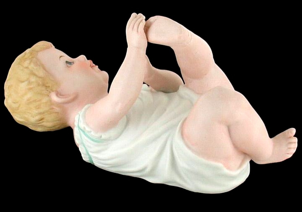 VINTAGE ADORABLE LITTLE BOY BISQUE PORCELAIN PIANO BABY FIGURINE 1960
