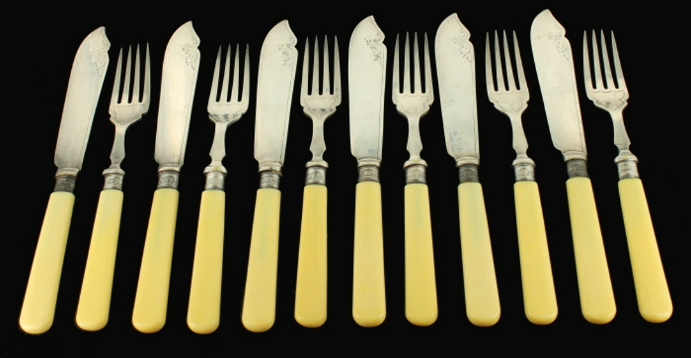 ANTIQUE FISH SET SHEFFIELD PLATE FORK KNIFE IVORINE CELLULOID HANDLE