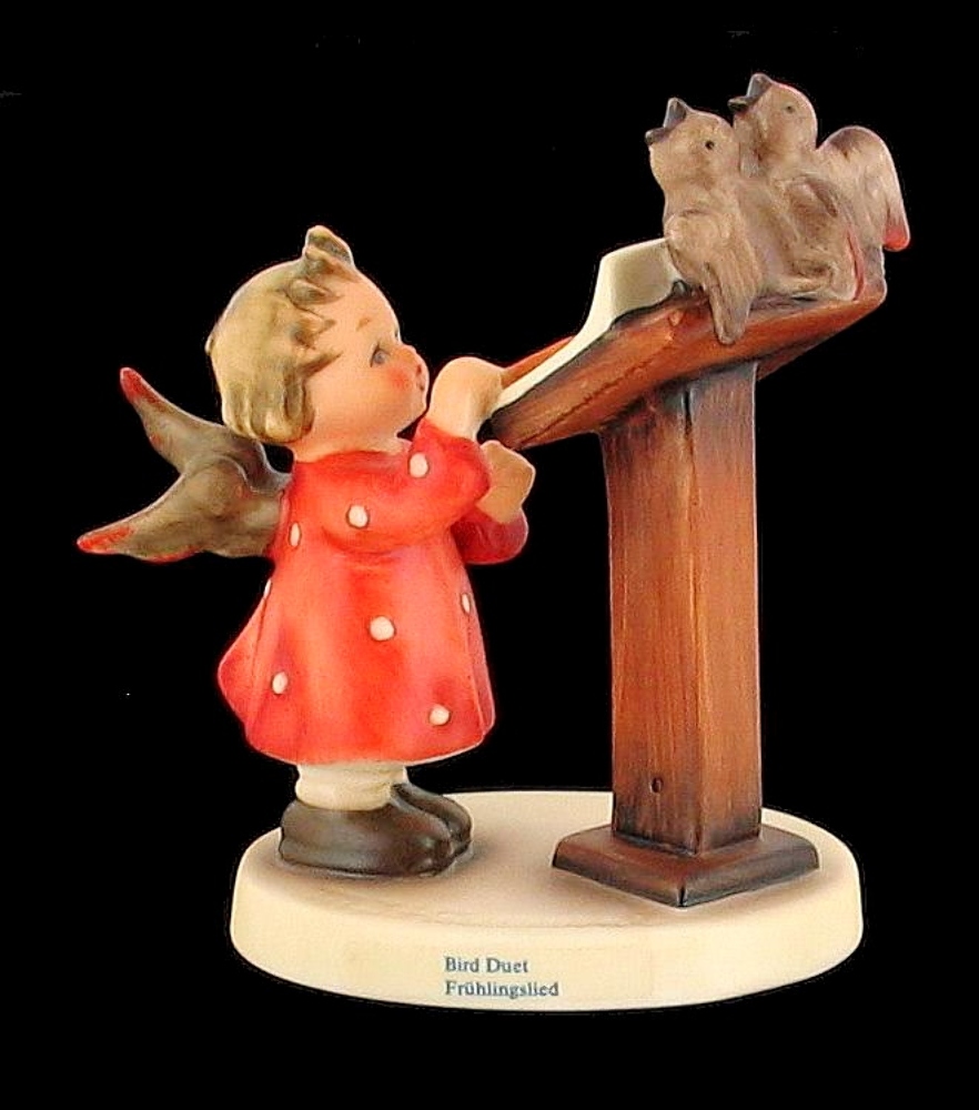 VINTAGE GOEBEL HUMMEL ADORABLE ANGEL & BIRDS IN "ANGEL DUET" FIGURINE