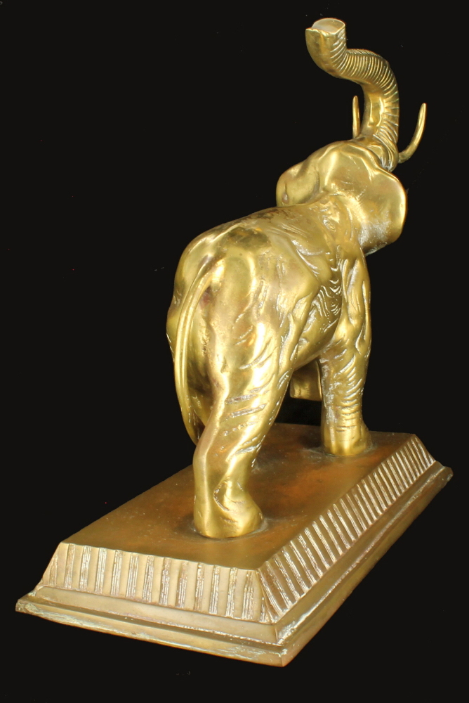 VINTAGE BEAUTIFUL BRASS ELEPHANT STATUE TRUNK UP SITTING ON STAND 13