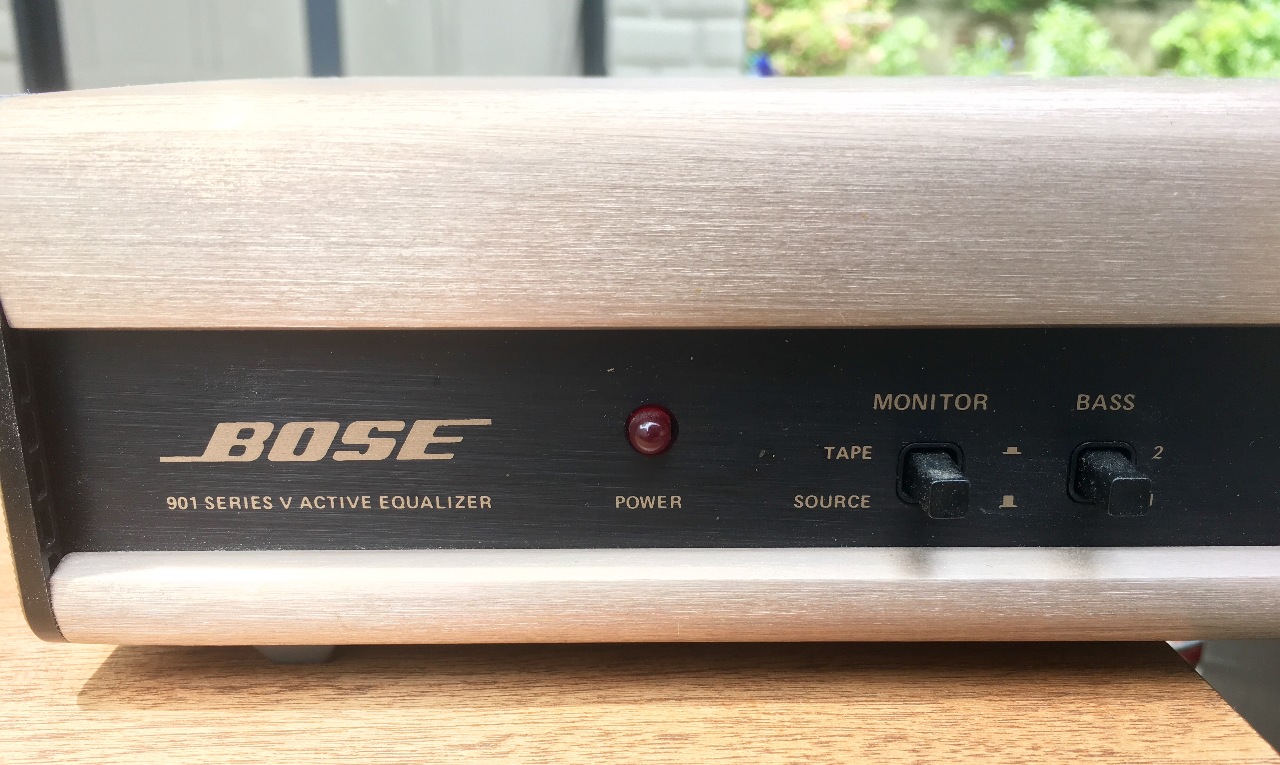 Vintage Bose 901 Series V Speakers Walnut Case w/ Black Stands