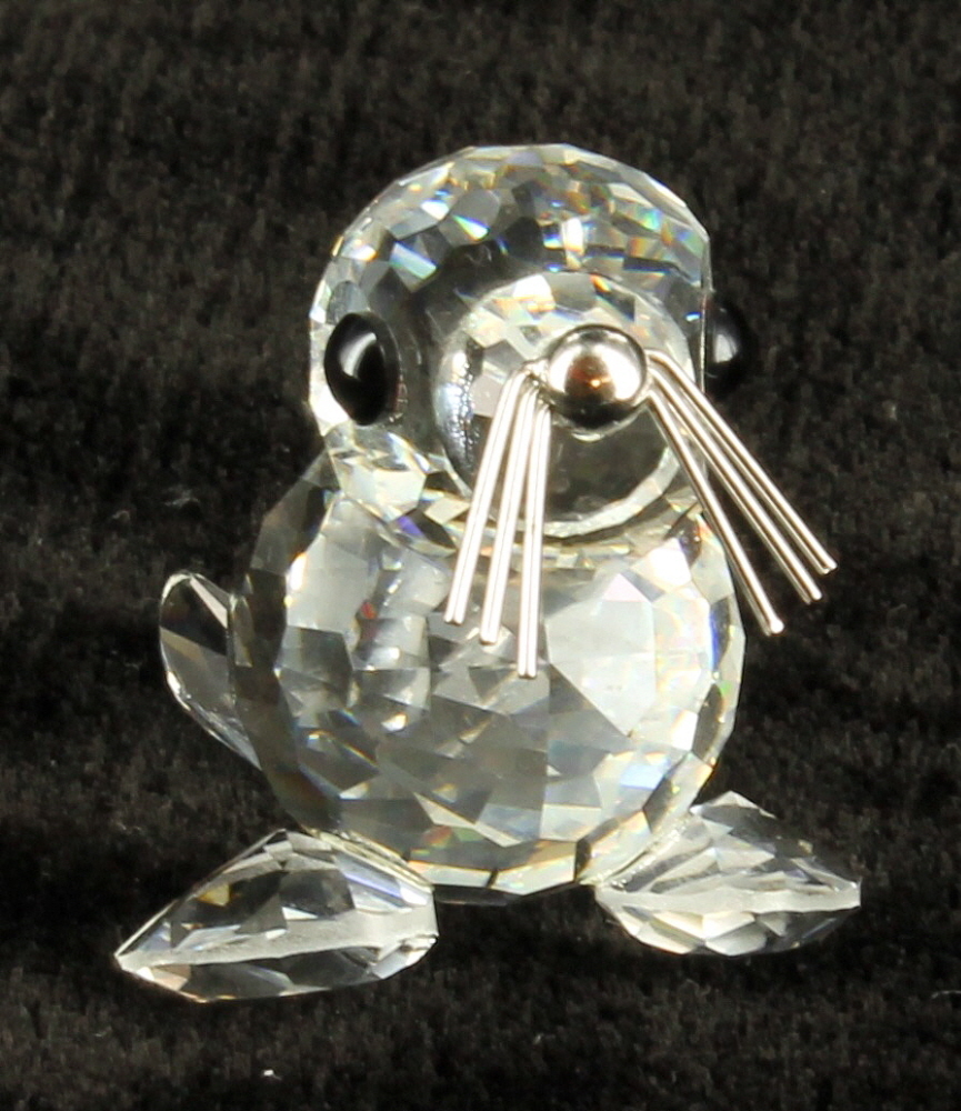 Vintage Swarovski Austrian Crystal Baby Mini Seal 7633 Retired