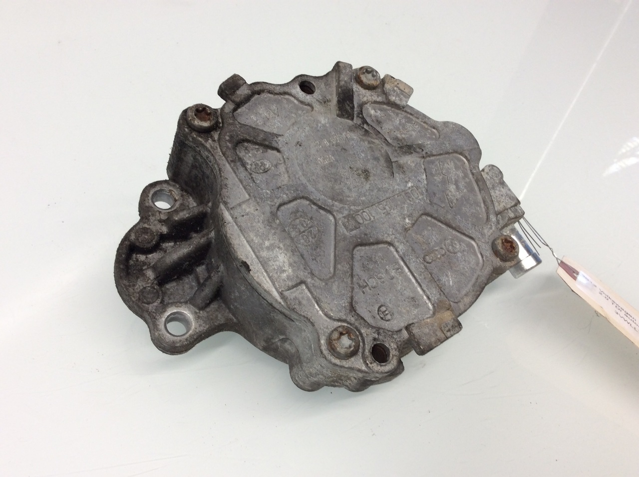 2009 2010 2011 2012 2013 2014 Volkswagen Jetta Vacuum Pump 03L145100F