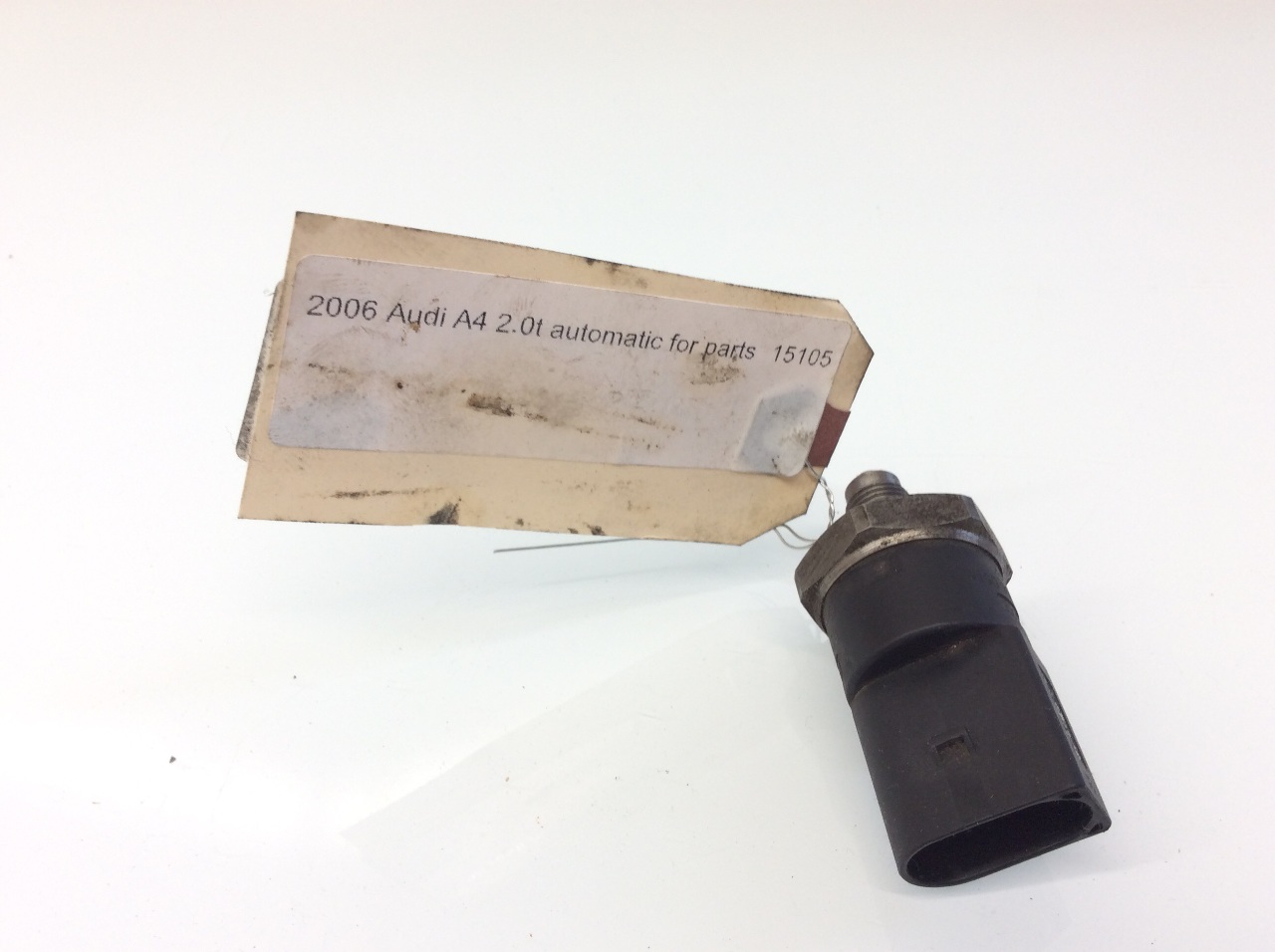 Audi Volkswagen fuel pressure sensor 06D906051A