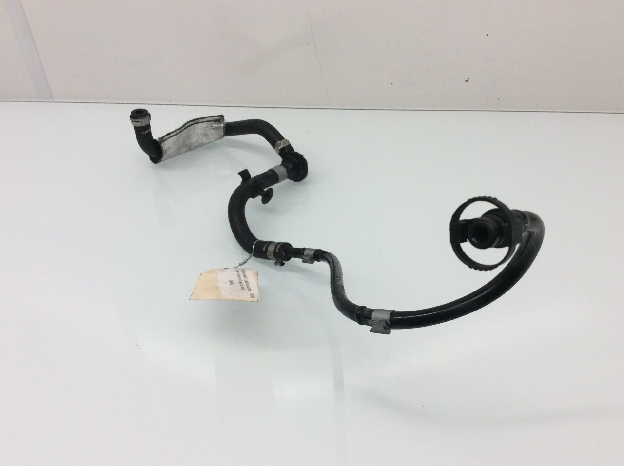 2009 2010 2011 2012 Audi A4 A5 Q5 engine intake vacuum hose 2.0t