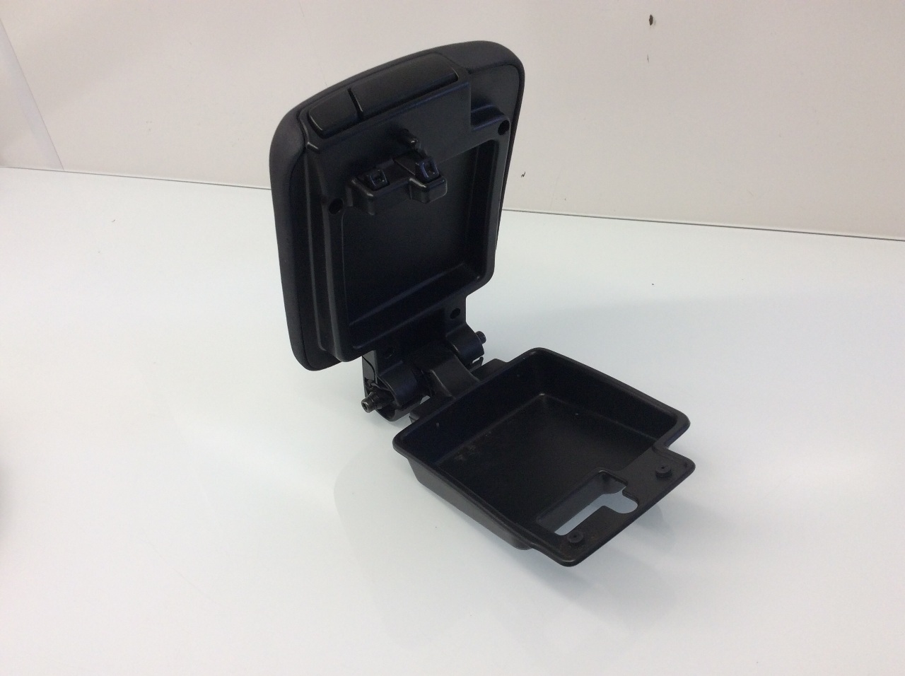 08 09 10 11 Volvo S40 V50 center console armrest lid eBay