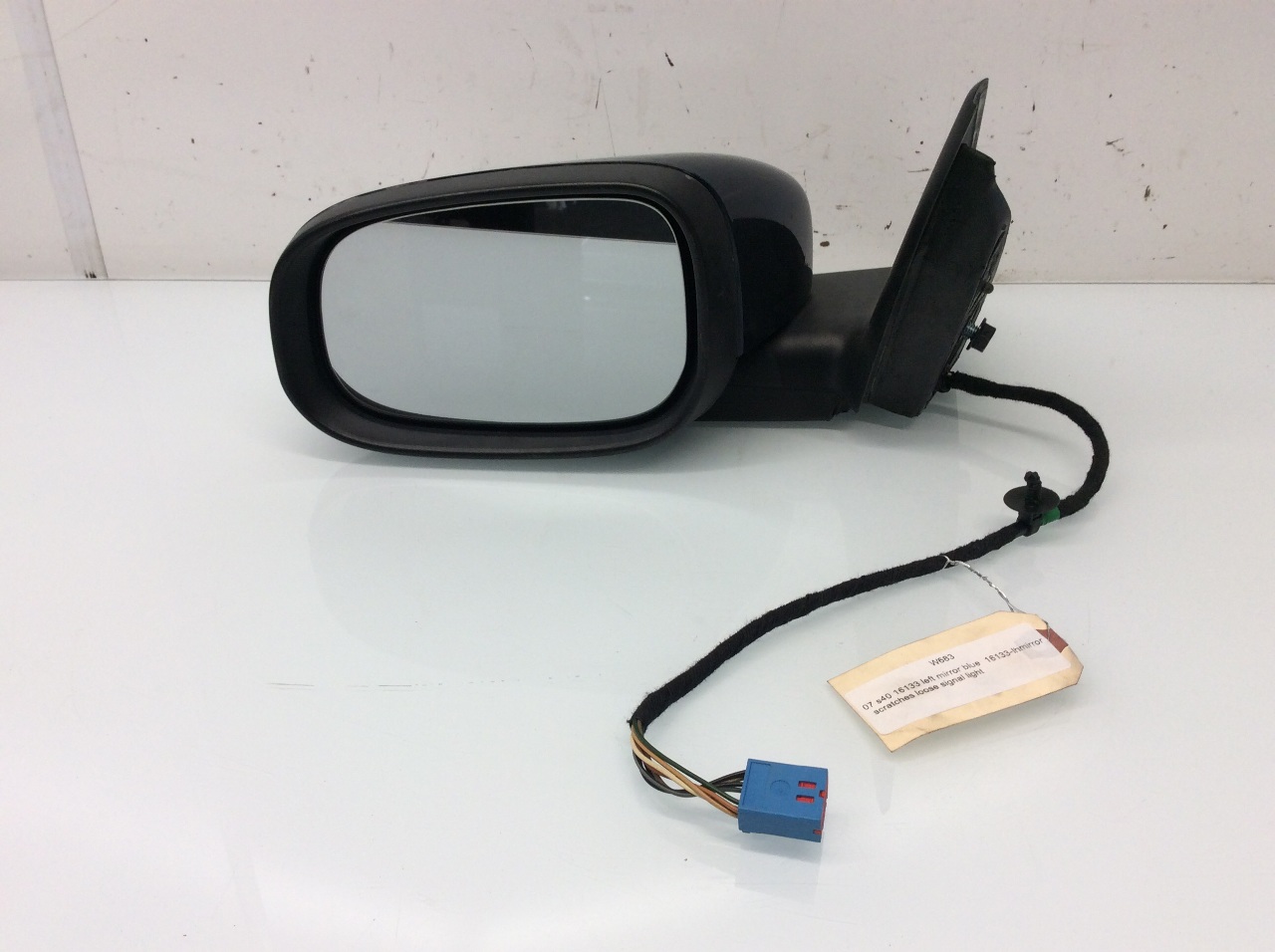 2007 2008 2009 2010 2011 Volvo S40 Driver Side Left Door Mirror Loose