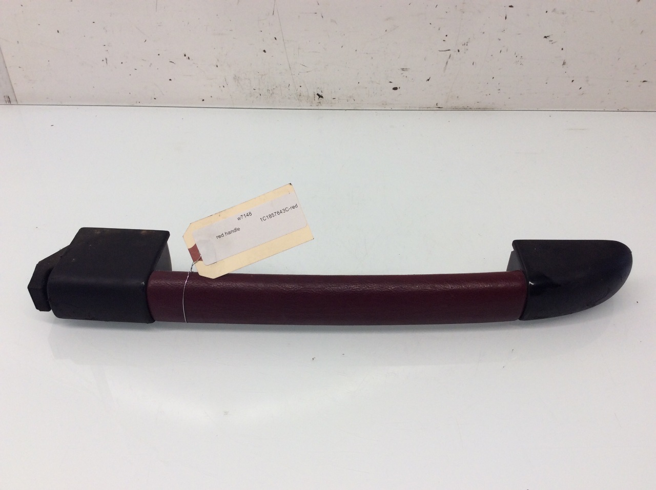 2002 2003 2004 2005 Volkswagen Beetle Red Glove Box Handle 1C1857643C