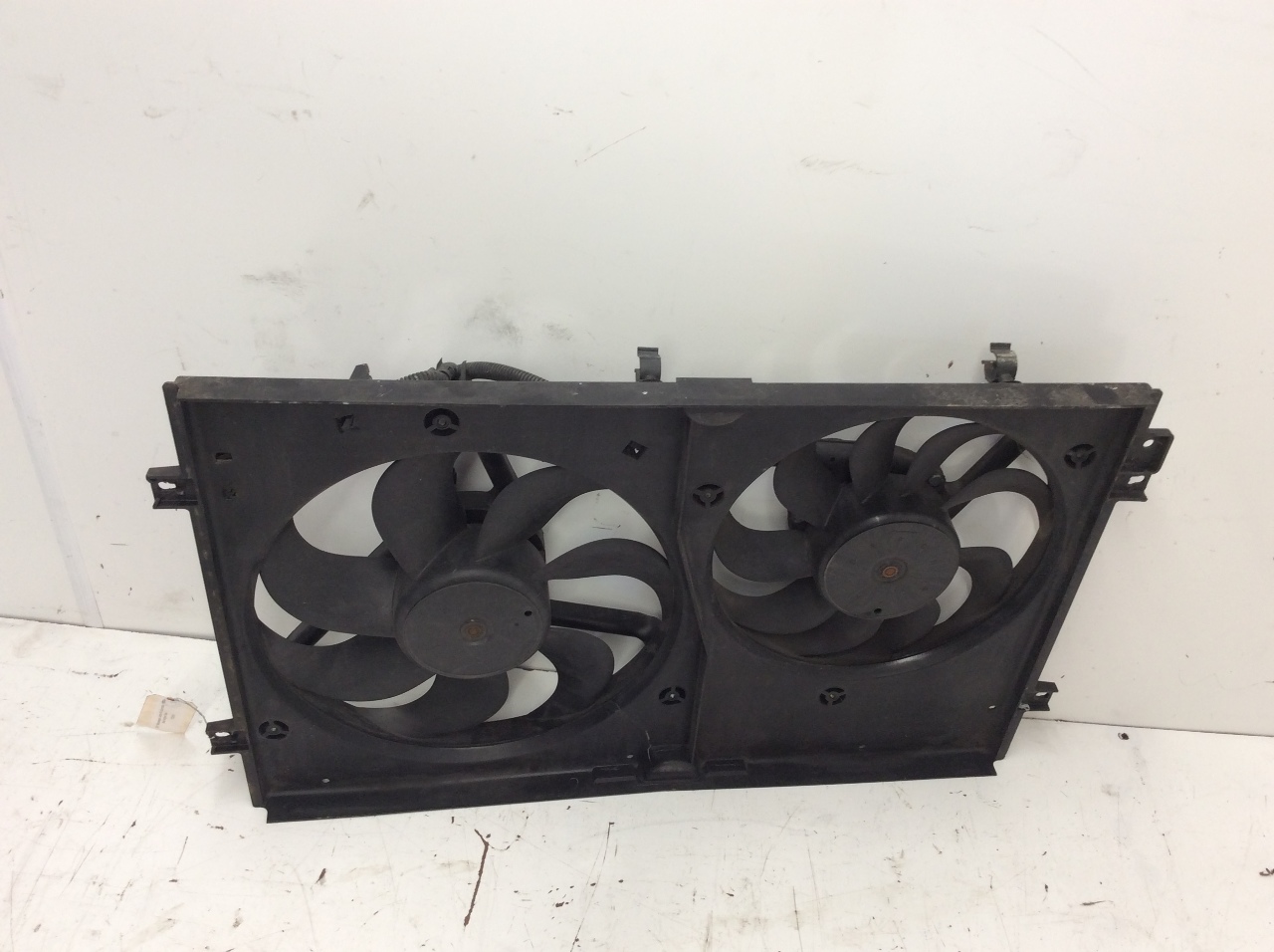 2000 2001 2002 2003 2004 Volkswagen Jetta Radiator Cooling Fan