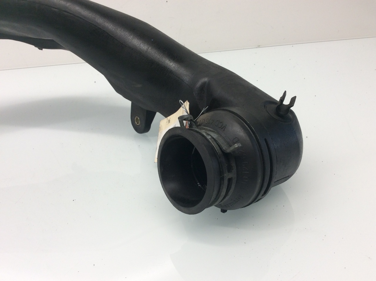 2002 2003 2004 2005 Volkswagen Beetle Jetta Golf intercooler pipe tube