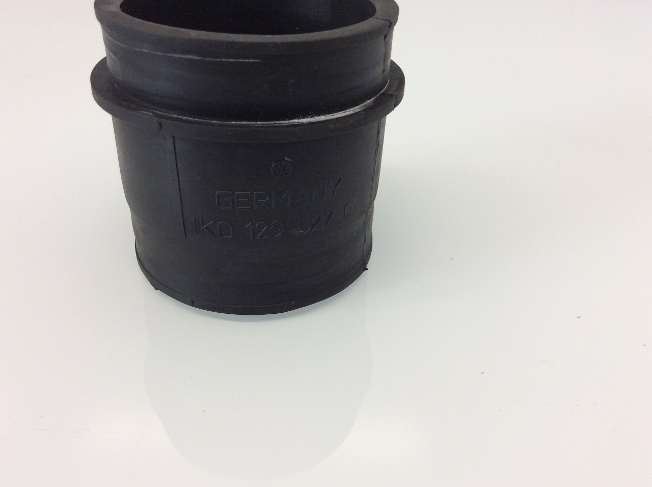 11 12 13 Volkswagen Jetta Gti 2.0t air cleaner intake hose pipe adapter ...