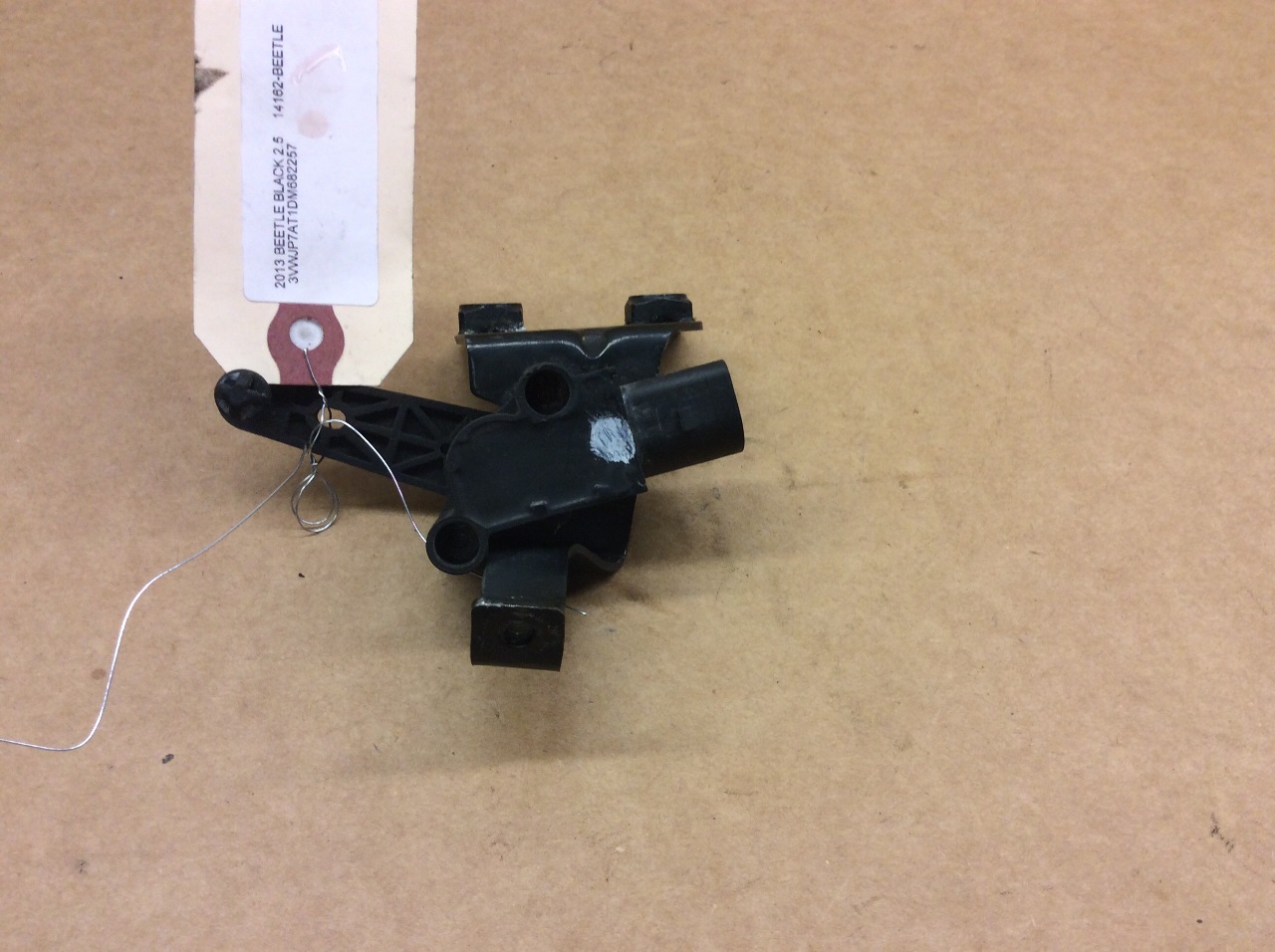 Volkswagen Audi headlight level sensor 1T0907503B