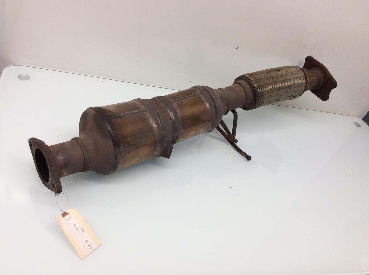 05 06 07 08 09 10 Volvo S40 2.4 exhaust header pipe muffler downpipe