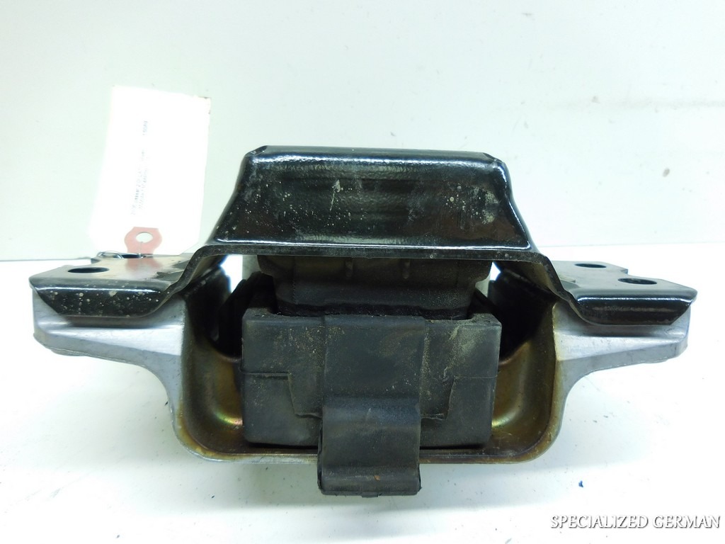 06 07 08 09 10 Volkswagen Passat 2.0t left transmission mount 3C0199555Q