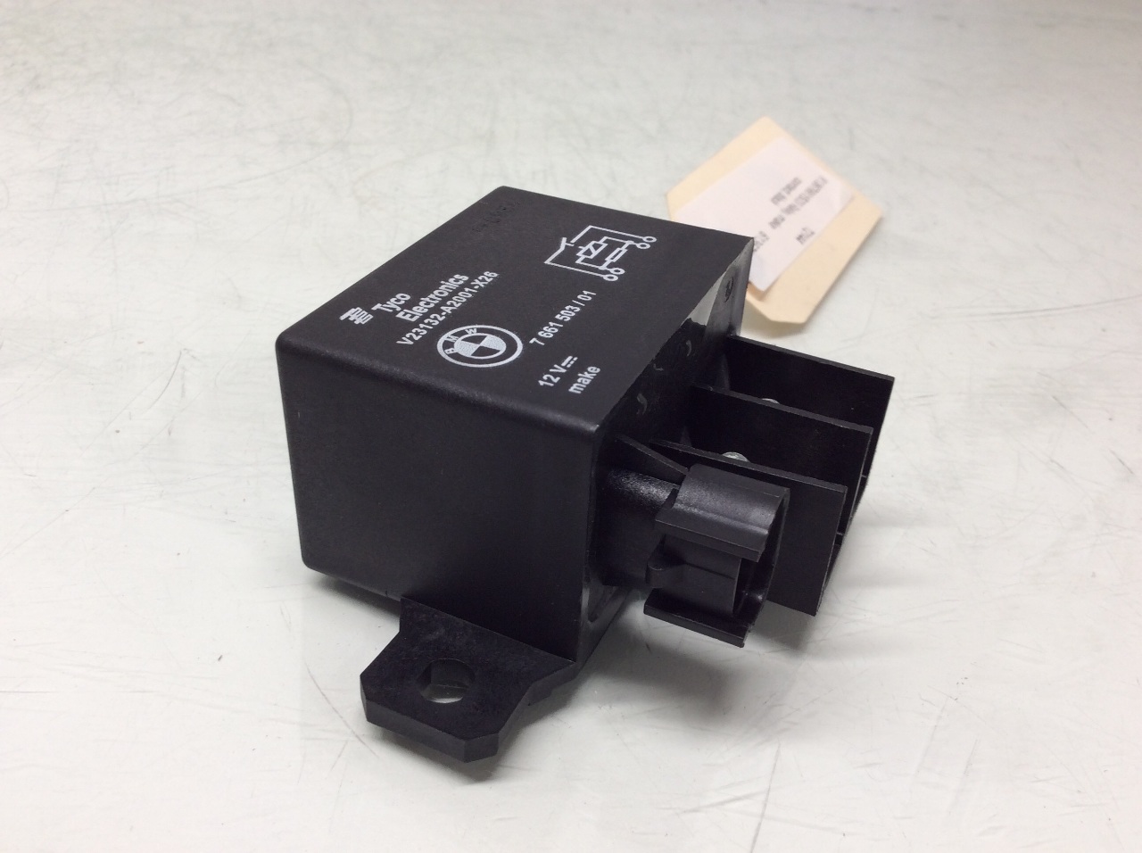 2008 2009 2010 2011 2012 2013 BMW M3 Relay Control Module 61367661503