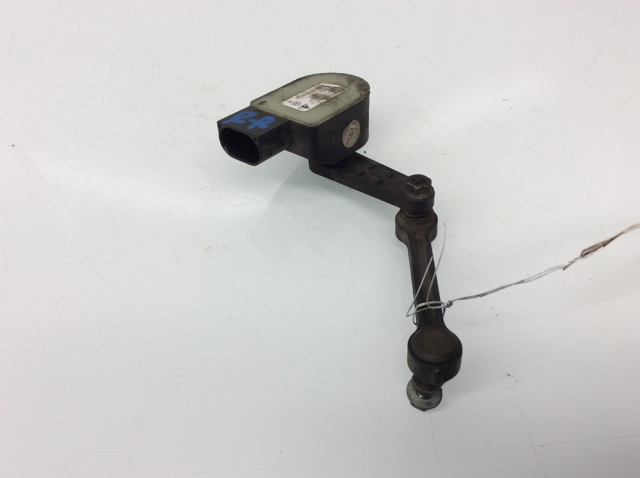 2003 2006 Porsche Cayenne 4.5L Left Rear Suspension Level Sensor