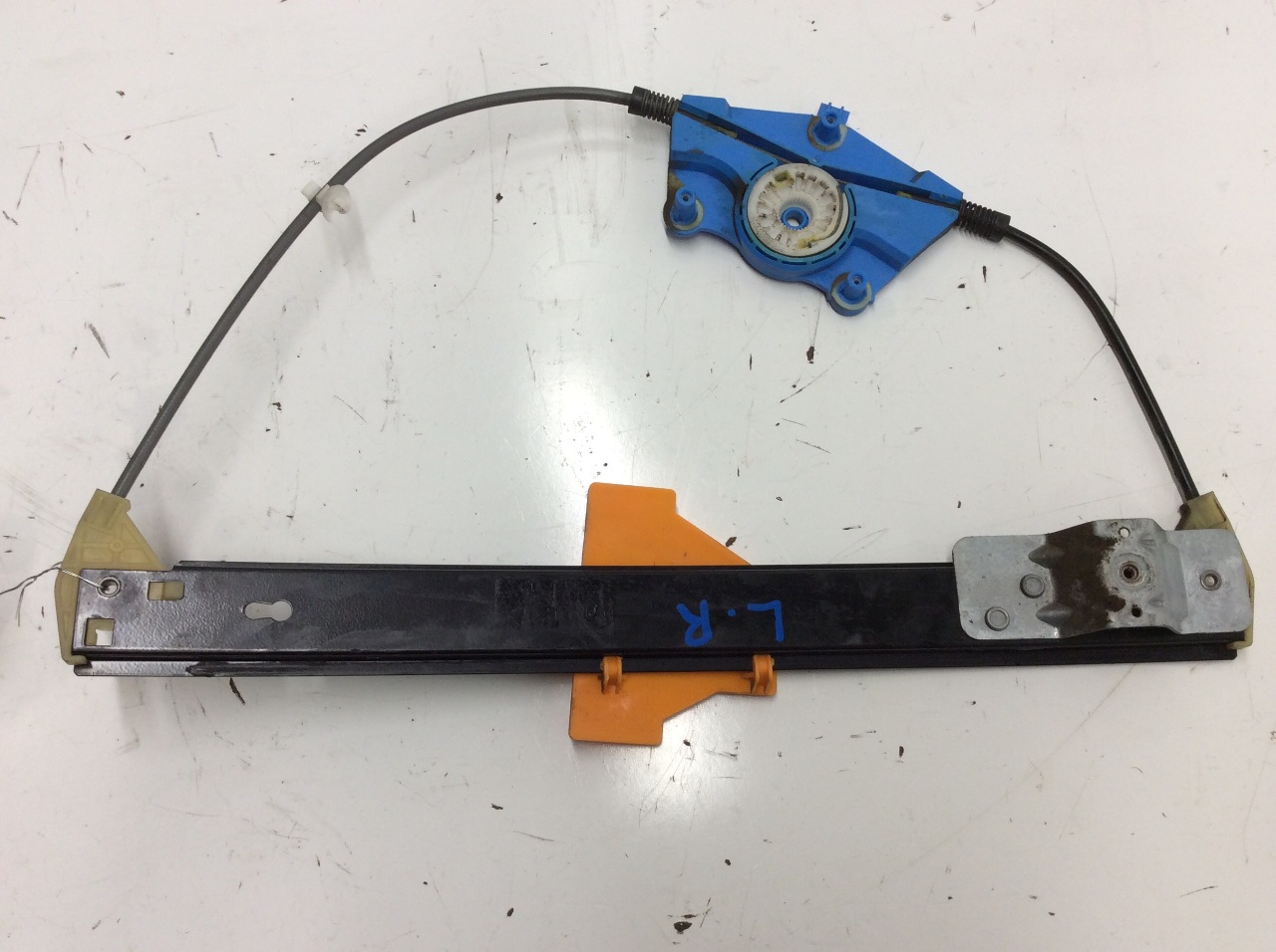 2002 2003 2004 2005 20062008 Audi A4 S4 left rear window regulator