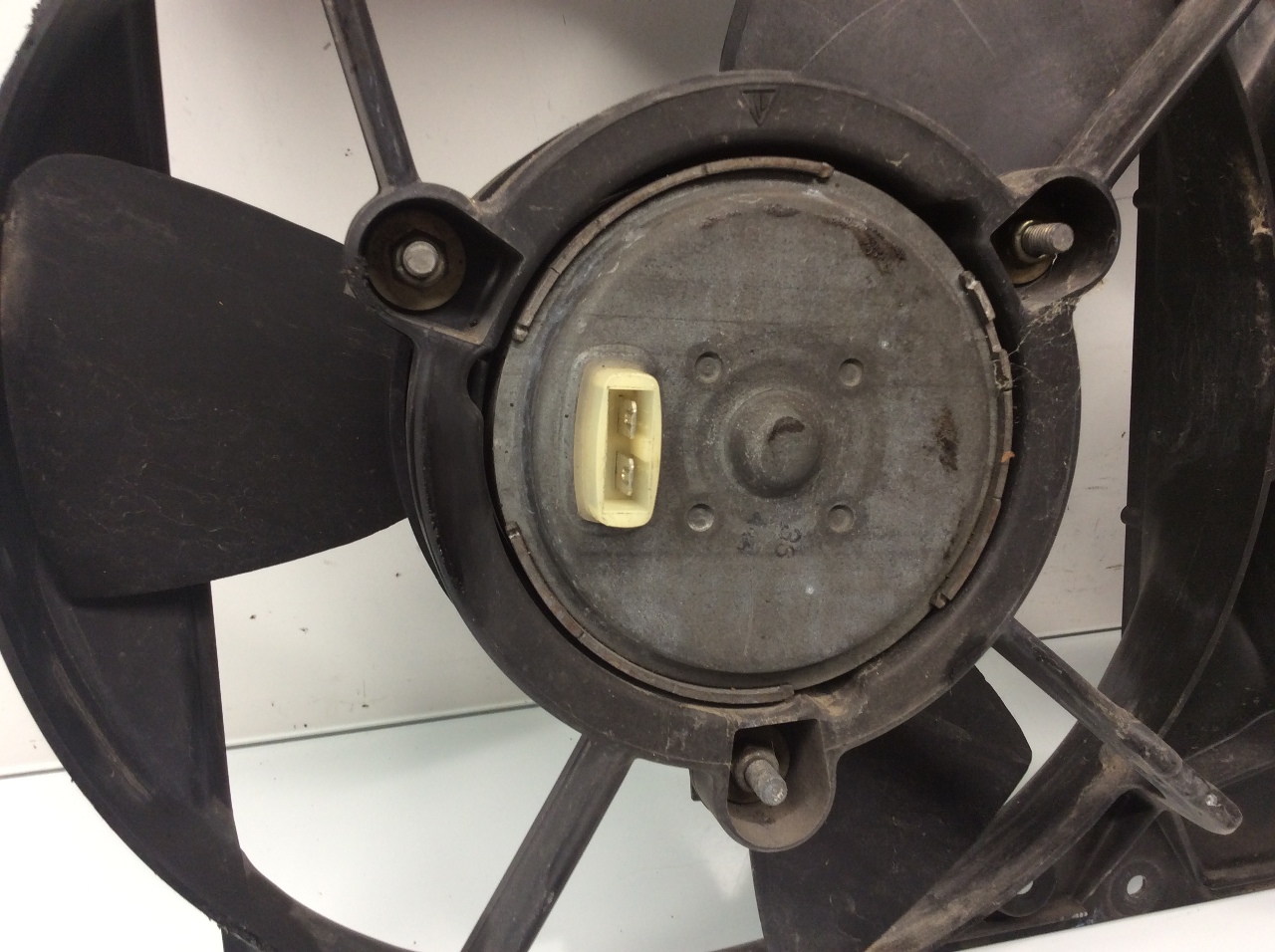 1984 1985 1986 1990 1991 Porsche 944 Radiator Cooling Dual Fan