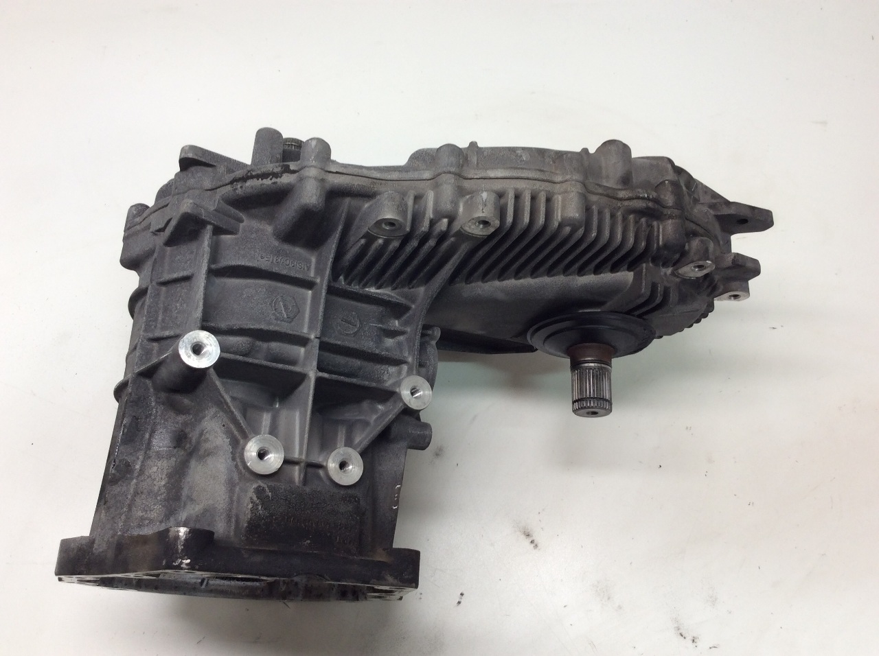 2011 2012 2013 2014 2015 2016 Porsche Cayenne 4.8 Transfer Case