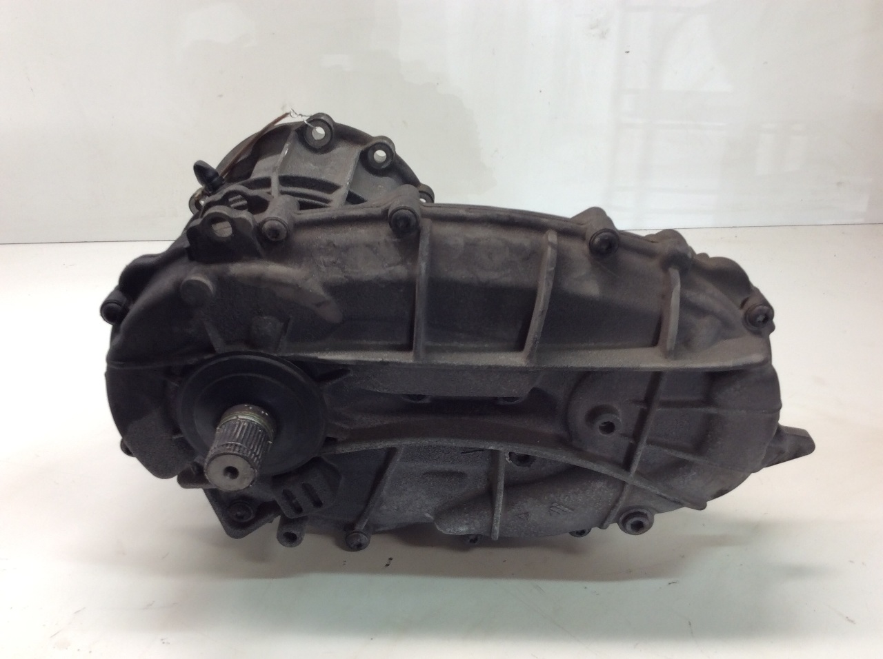 2011 2012 2013 2014 2015 2016 Porsche Cayenne 4.8 Transfer Case
