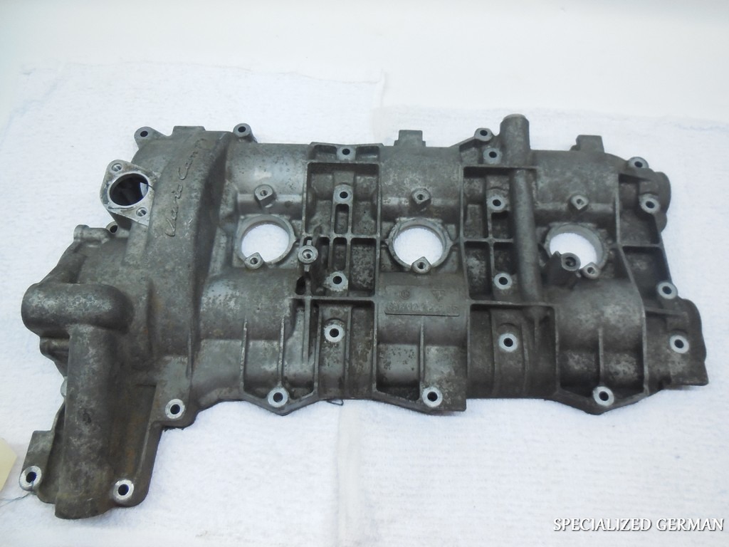 Porsche Boxster 911 996 Cylinder Head Valve Cover Lid 9961042270R eBay