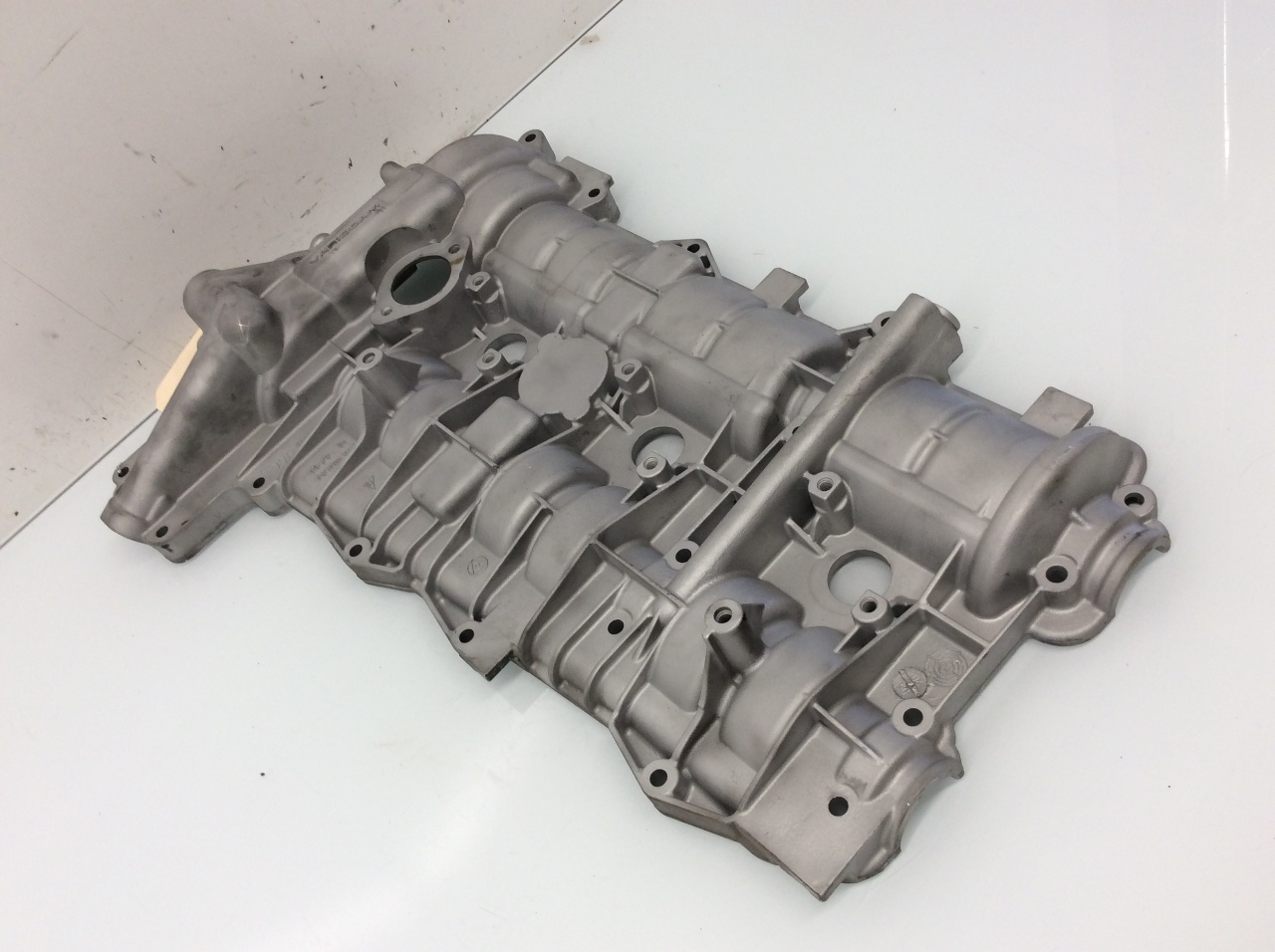 Porsche Boxster 911 996 engine valve cover head cover 9961046378R eBay