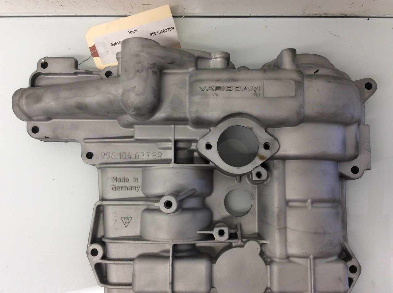 Porsche Boxster 911 996 engine valve cover head cover 9961046378R eBay