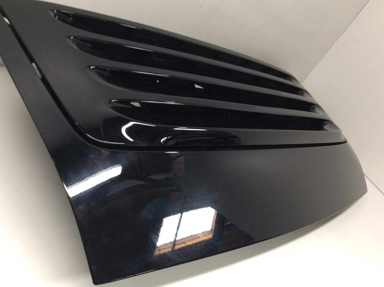 2009 2010 2011 2012 Porsche 911 997 Rear Engine Deck Lid Spoiler Panel