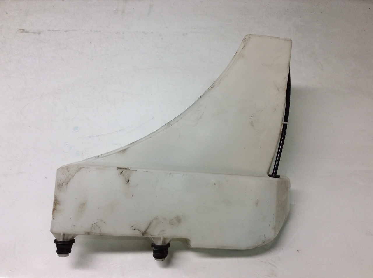 2005 2006 2011 2012 Porsche 911 997 Boxster Cayman Windshield Washer