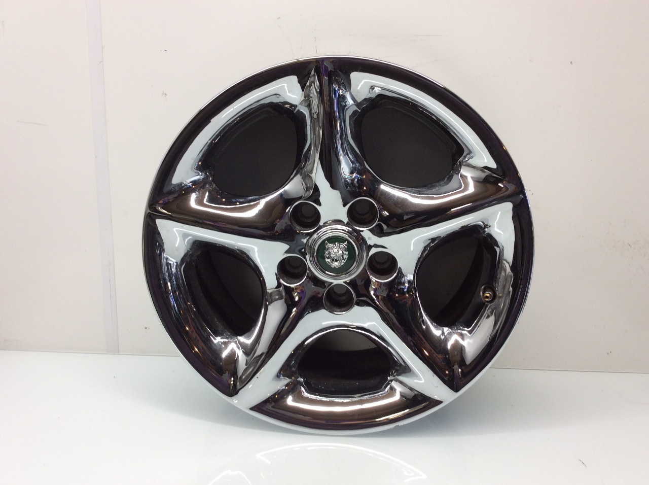 2001 2002 2003 2004 Jaguar XK8 17 x 8 Inch 5 Spoke Chrome Wheel