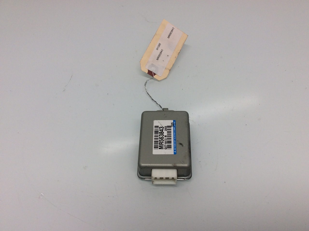 Mitsubishi Galant Eclipse cruise control module computer MR563843 eBay