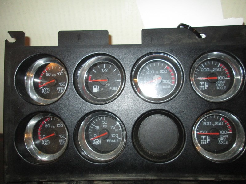 2007 Kenworth T600 Gauges & Dash Pieces eBay
