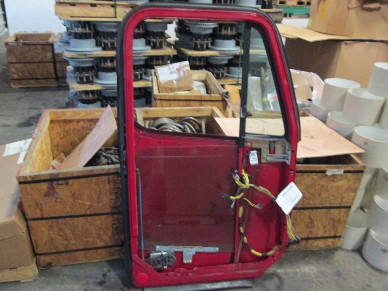 2007 Freightliner Columbia/Century Door