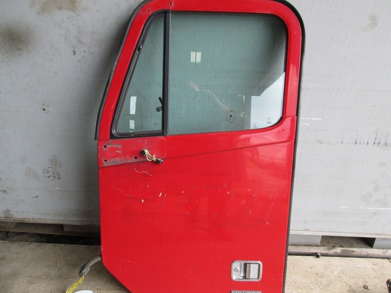 2007 Freightliner Columbia/Century Door