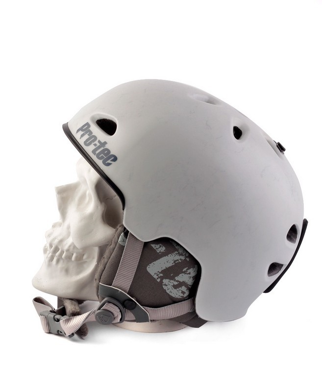 PROTEC ski snowboard COMMANDER SNOW HELMET "distressed white" mens