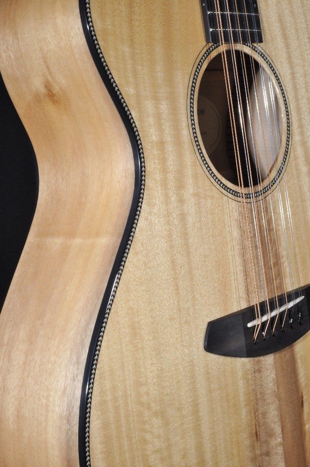 Breedlove Oregon Concert 12string E Myrtlewood Acoustic Electric