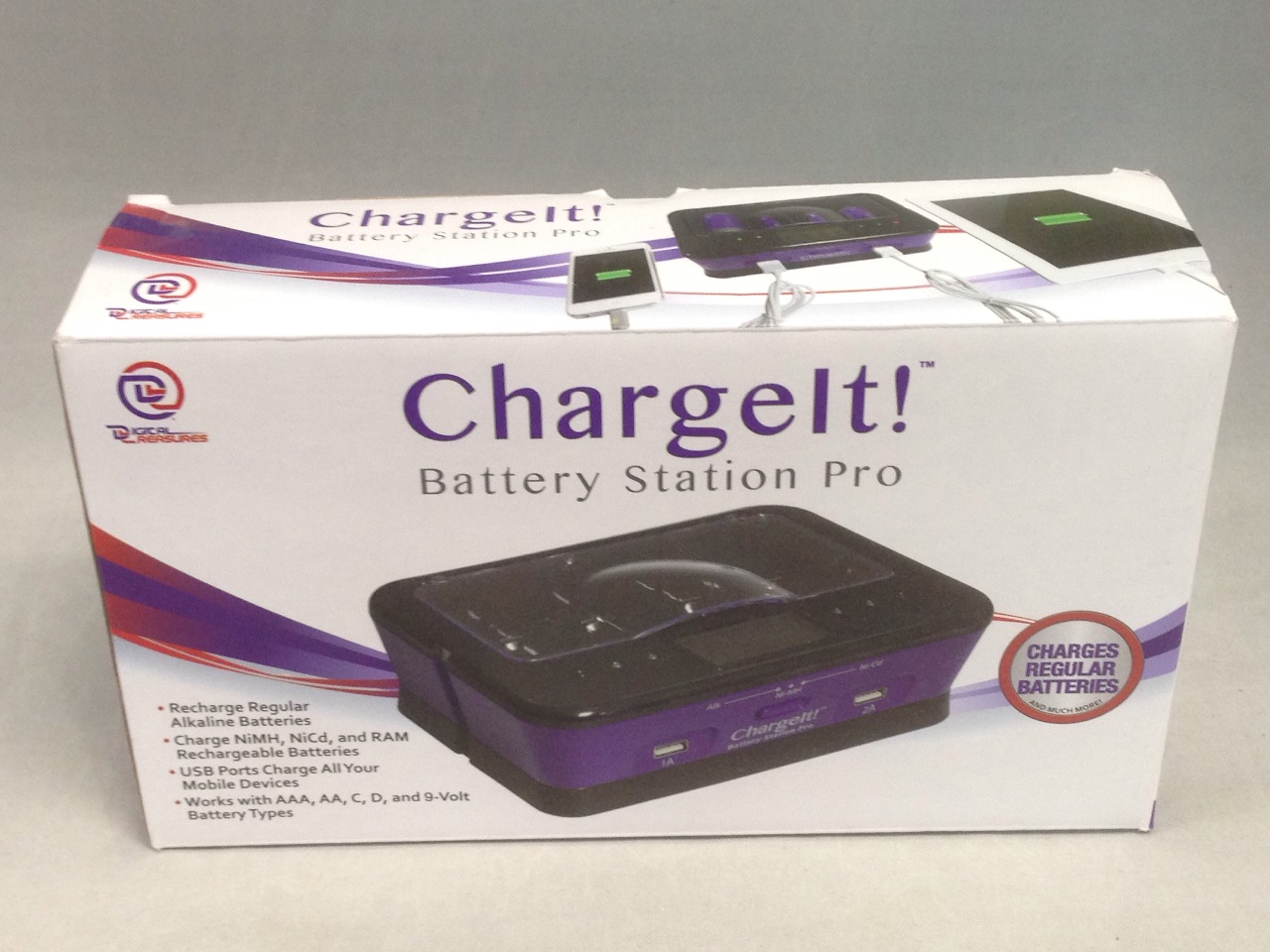 Digital Treasures ChargeIt Battery Station Pro Battery Charger (DRDT-08769)