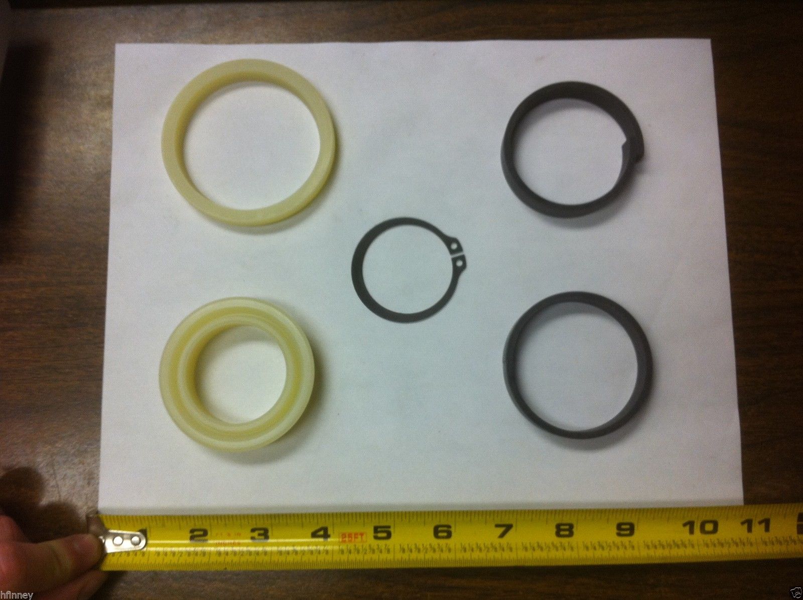 Dresser dozer TD12 TD12B TD12C TD15B TD15C TD15E 175B Track adj seal