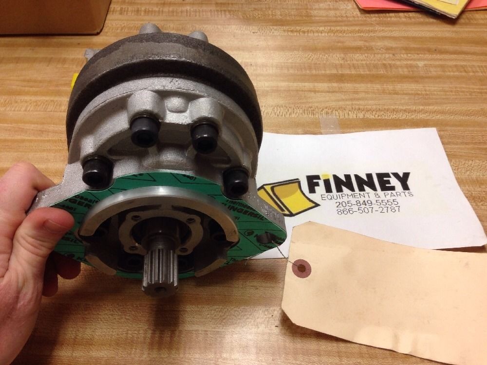 Dresser TD7H TD8H TD9H Crawler Dozer Hydraulic Pump 1269466H91 Komatsu