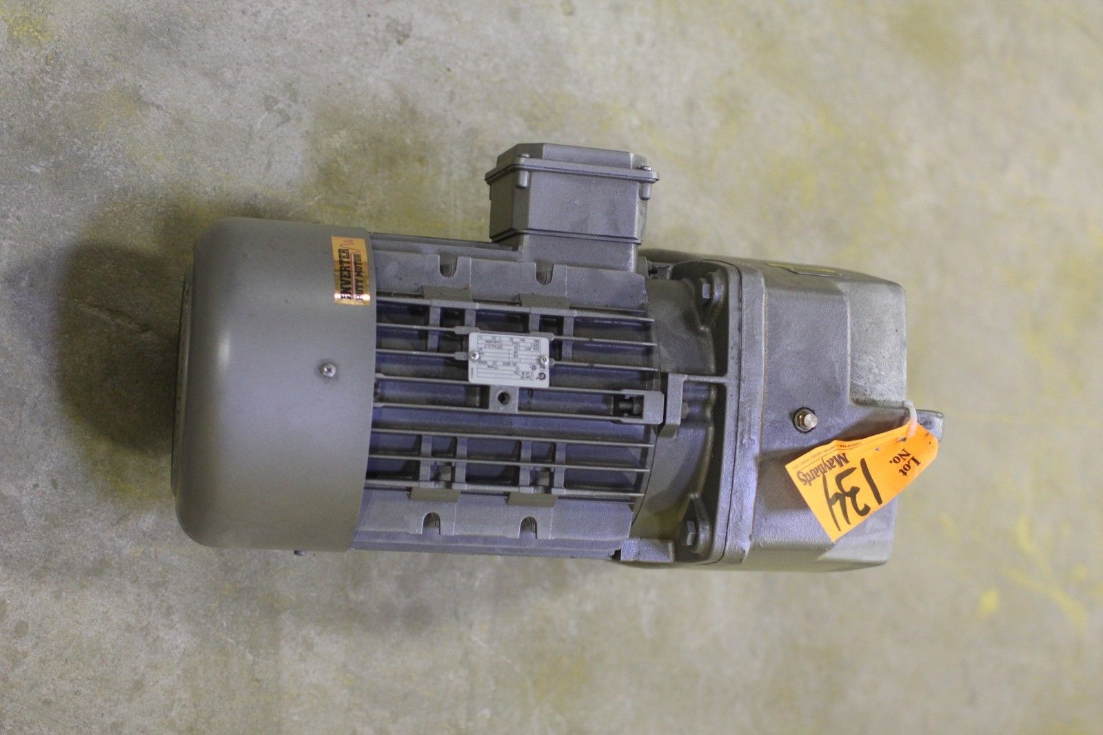 New Nord Gearbox 5282AZGB132 S/4 CUS 132 S/4 C U S N1 36513102/0523 7