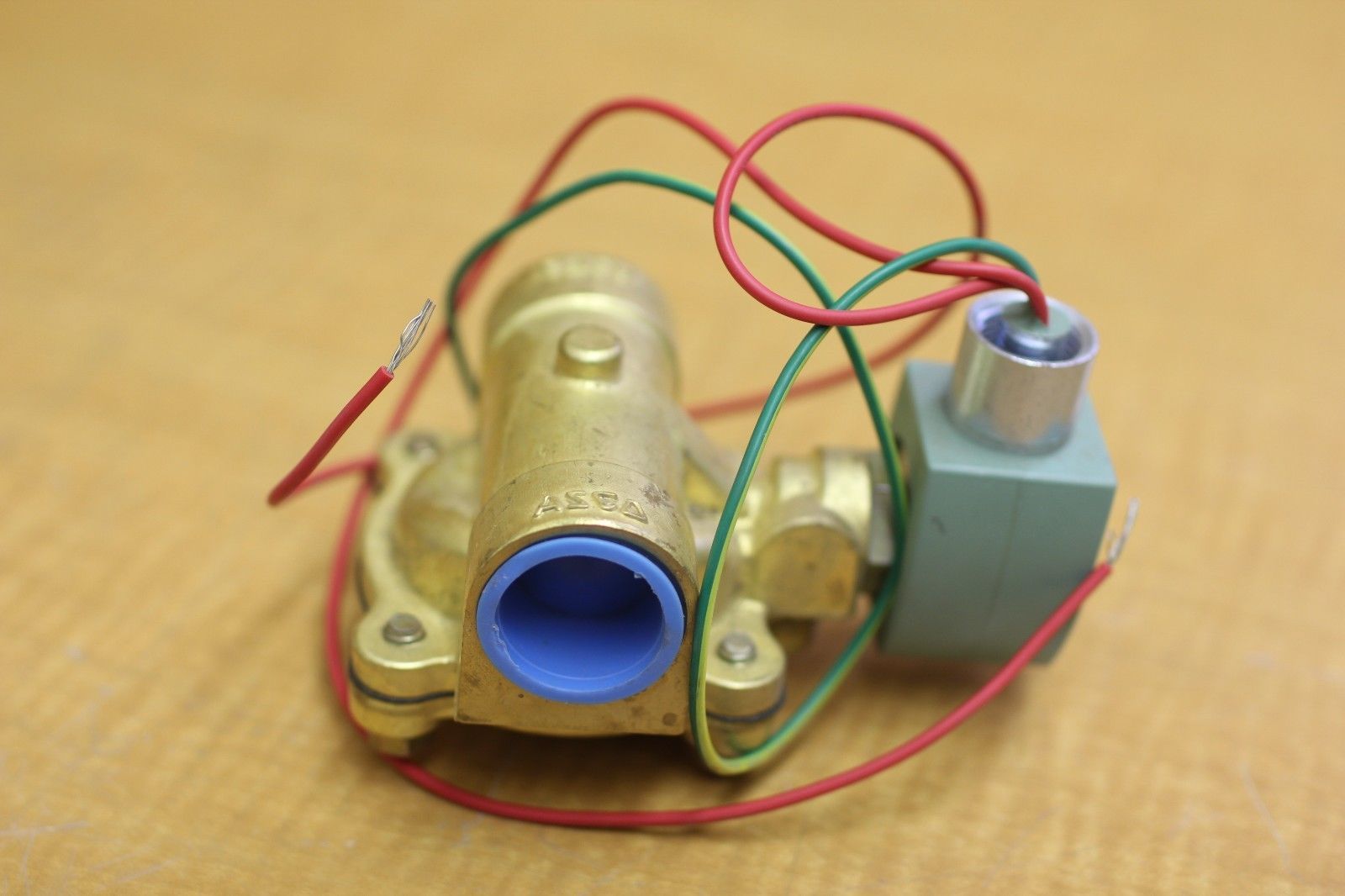 New Asco RedHat Automatic Switch Solenoid Valve MPC080 6.1W 60 Hz