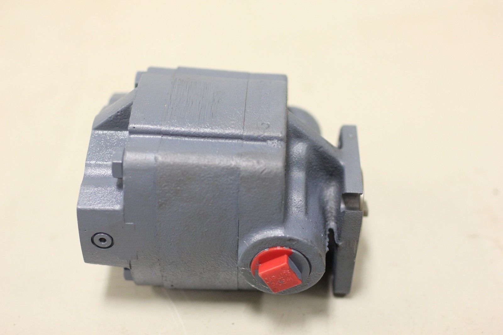 New Delta A27 Hydraulic Gear Pump M19696 3/4" BiDirectional 700 PSI eBay