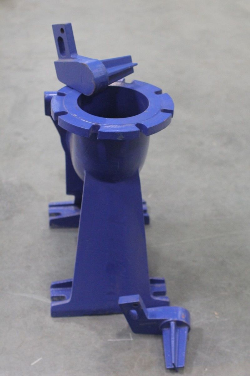 New Submersible Pump Elbow Pipe 80 Deg. Size 6in 3349C1077 RT DN200