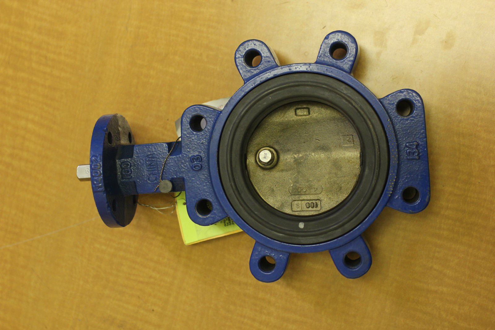 New Keystone TYCO Butterfly Valve 4" Stainless 206020999003 042703