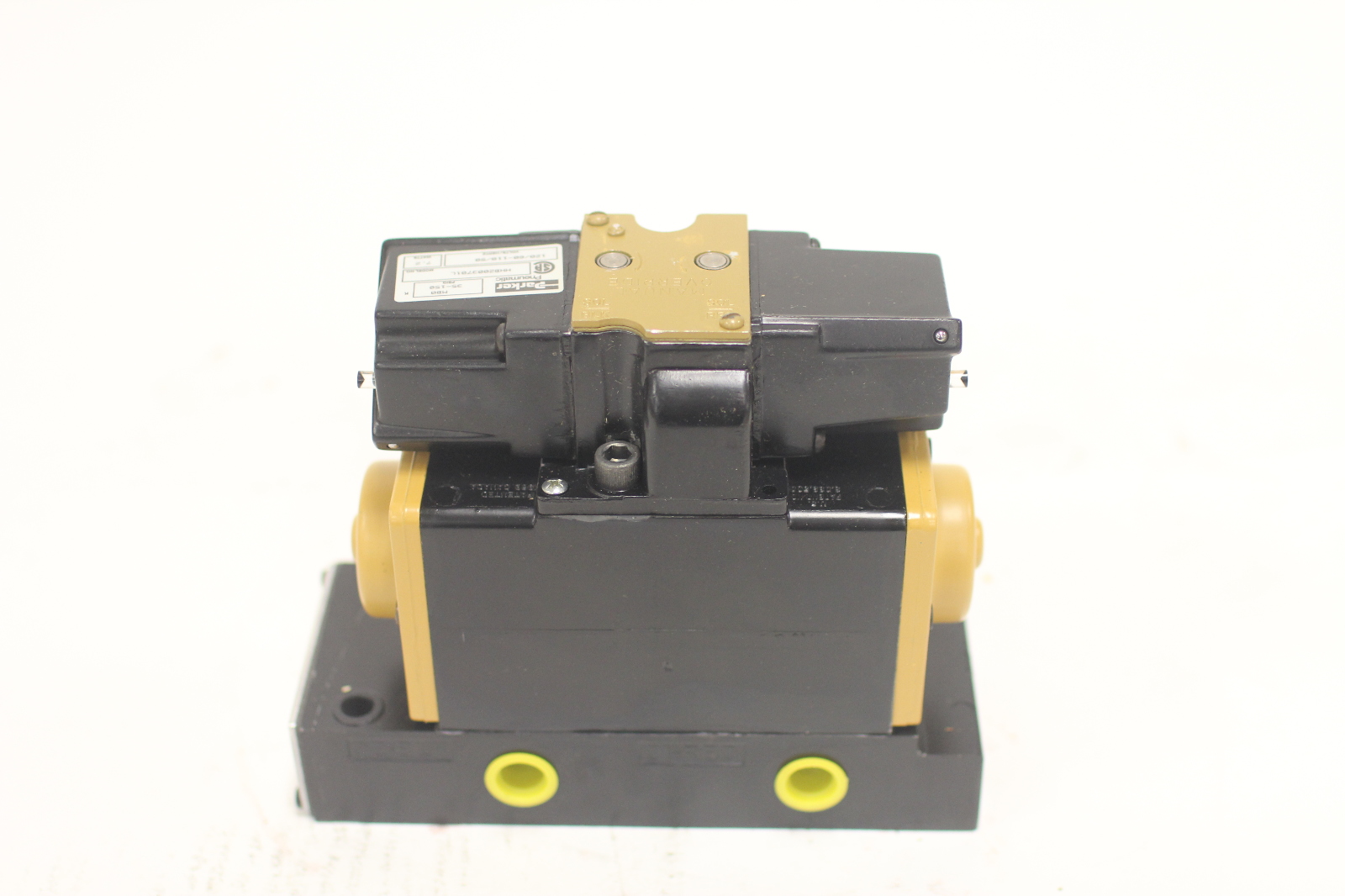 New Parker HHB200 Series Pneumatic Solenoid Valve HHB2003701L 110120