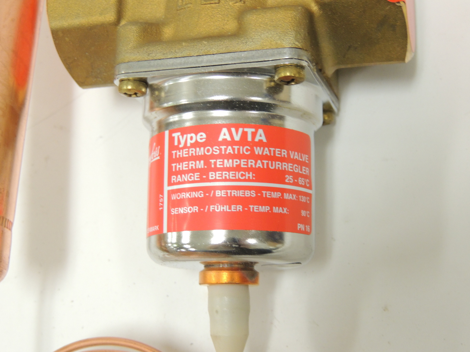 New Danfoss Thermostatic Valve AVTA 25 Range 25°C To 65°C, 2 m Cap. Tube