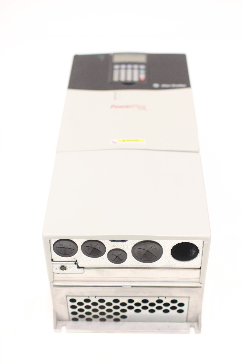 AllenBradley PowerFlex 700 VFD 20BD040A3AYNANC0 / 20BD040A3AYNANC0 30