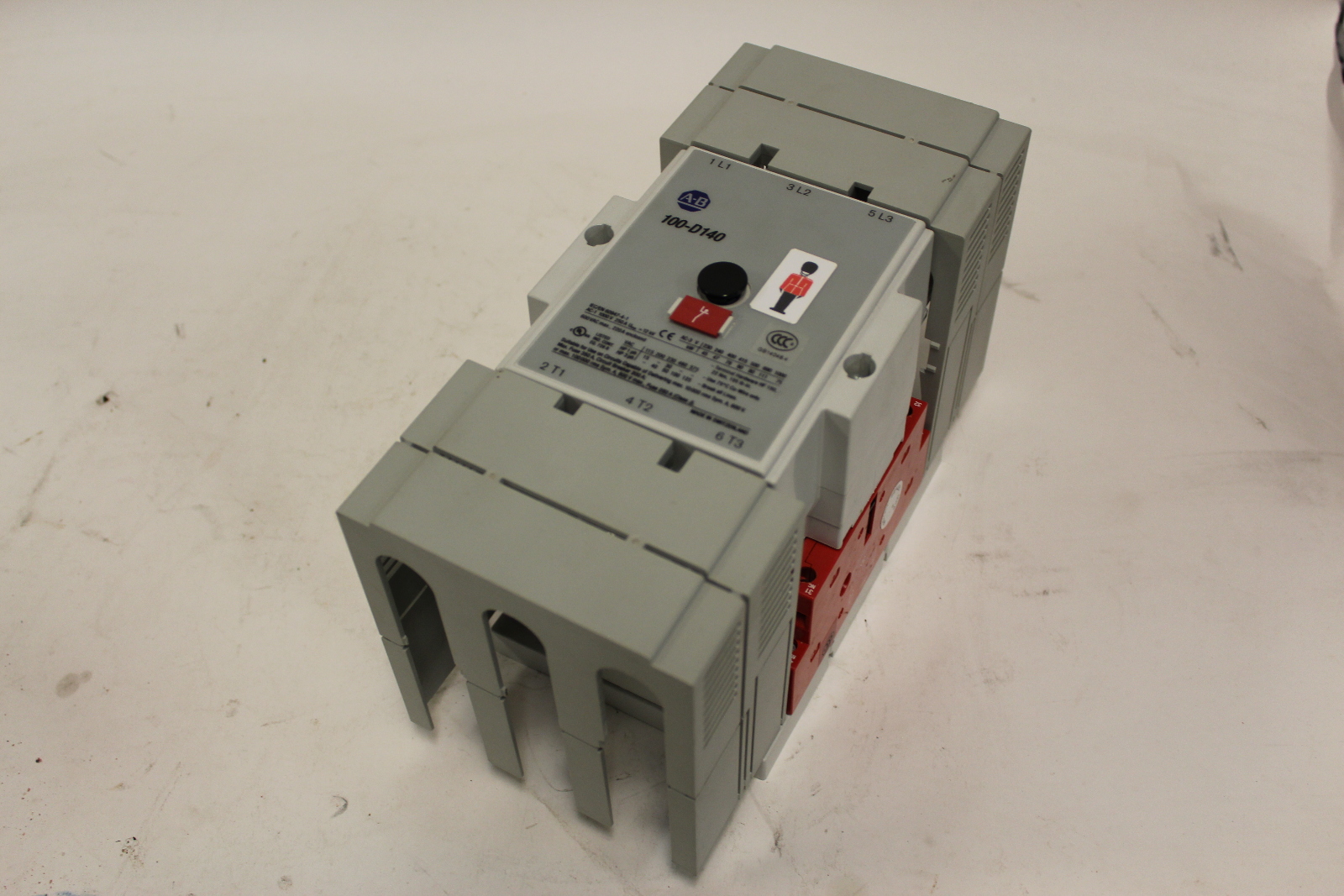 Used Allen Bradley Safety Contactor 100SD140D22C 140A 120V Coil