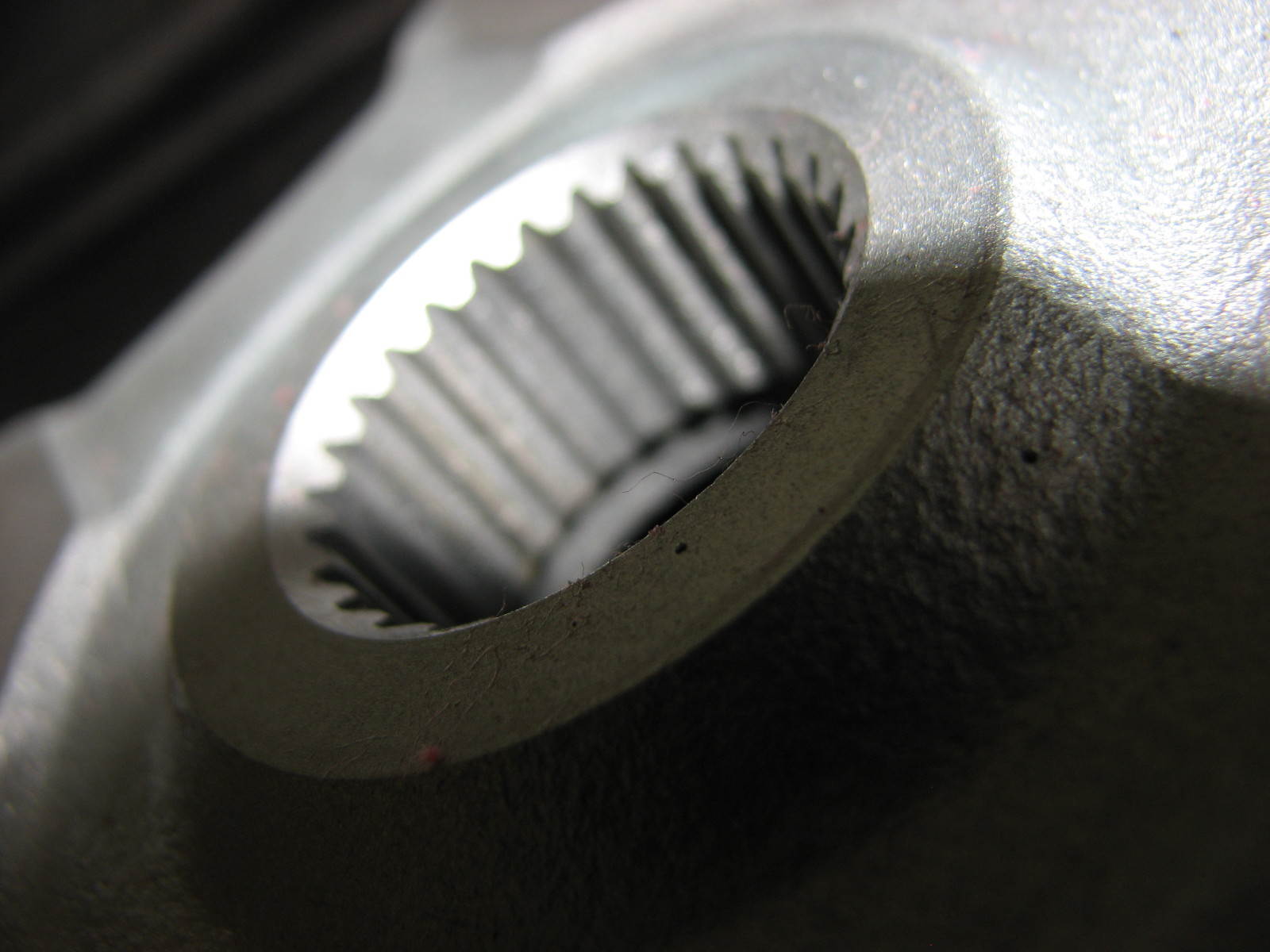 Arctic Cat ATV Front Wheel Hub 250 300 400 450 500 550 650 700 3323100