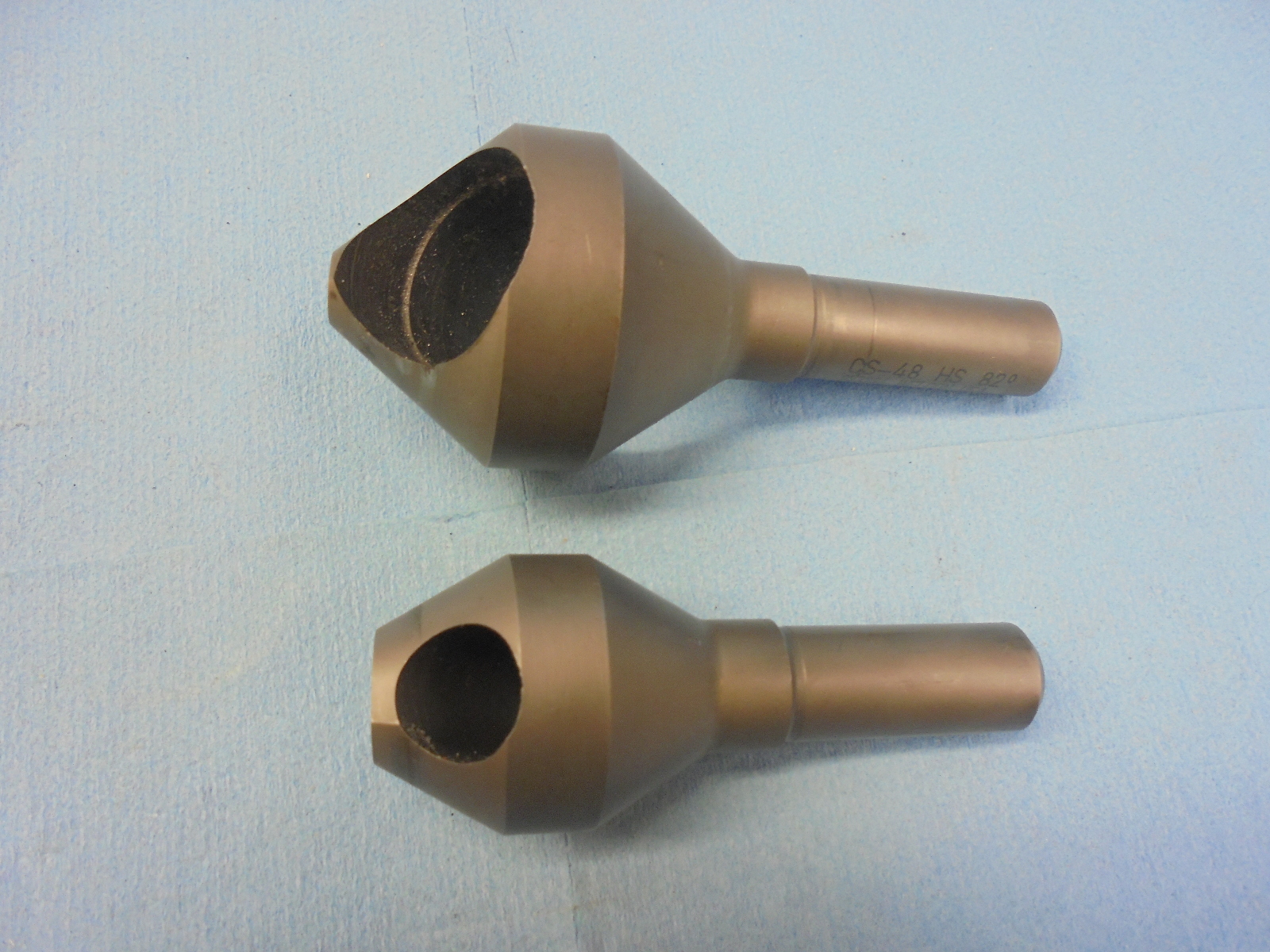 2 pcs LIGHTLY USED WELDON COUNTERSINKS 82 & 60 DEGREE 1/2" SHANK